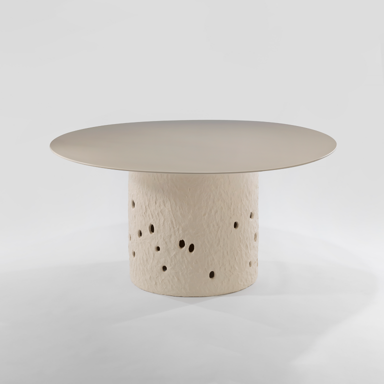  - Ztista - Table